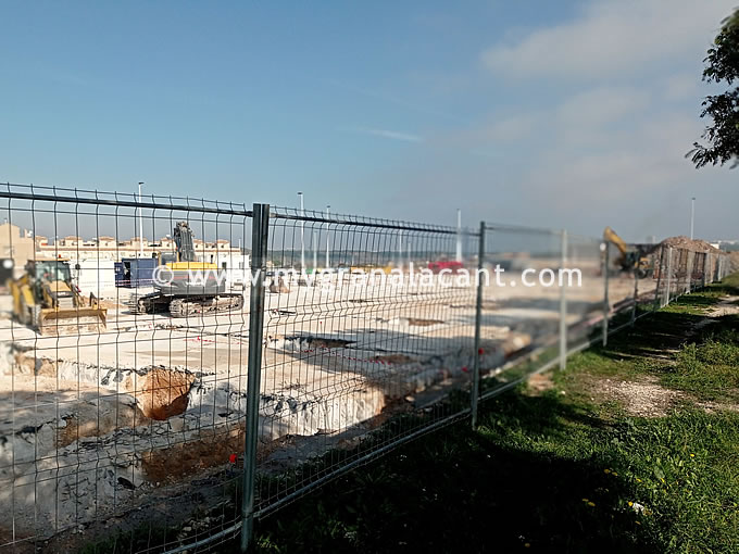 Foundation excavations begin at old Chinese Superstore site: 31Dec21